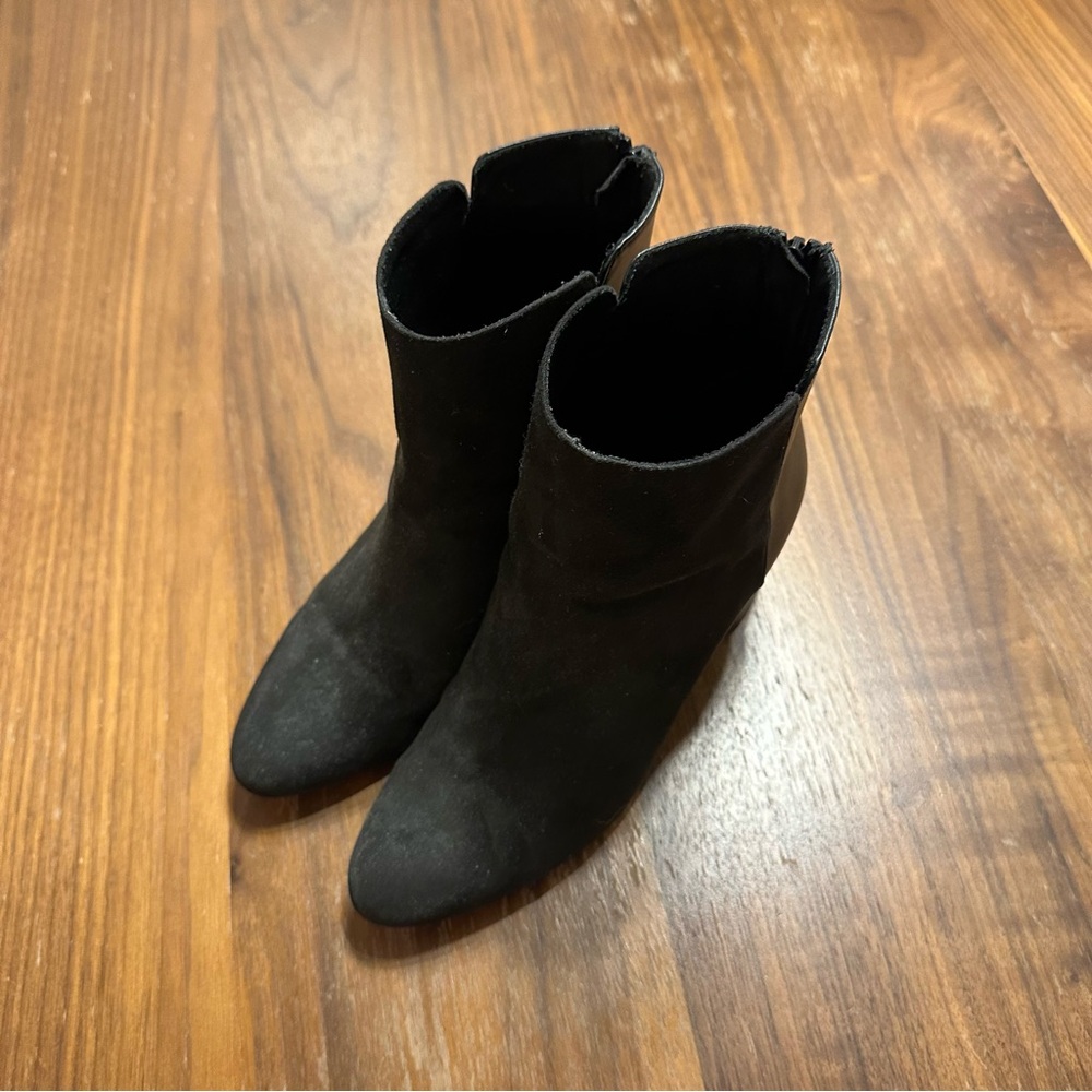 Old Navy Black Faux Suede Heeled Boots